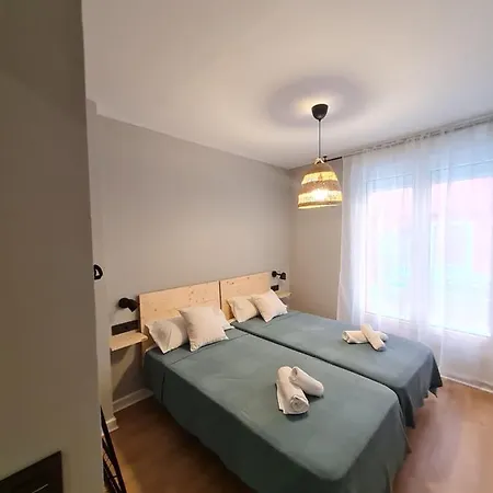 Ayuntamiento Parking Gratis. Auto Check-in. * Бильбао