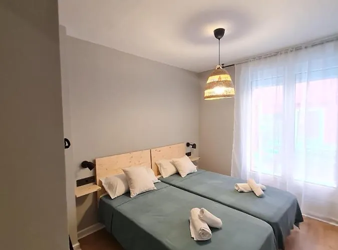 Ayuntamiento Parking Gratis. Auto Check-in. * Бильбао